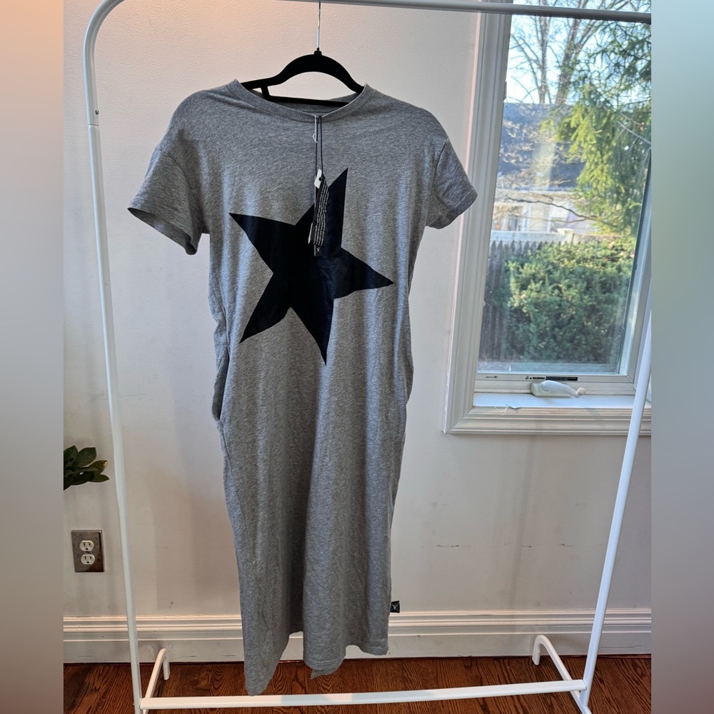 Nununu iconic star dress size 12-14 fits women size 2-4
